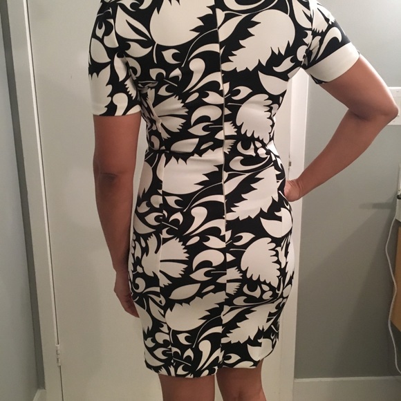 Scuba material minidress xs - Picture 3 of 4